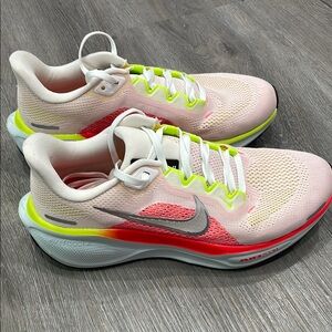Nike Pegasus 41 Running Shoes